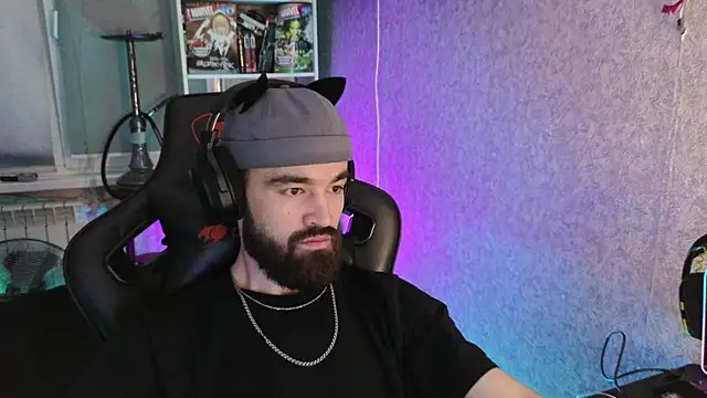 Nik Namee online show from November 2025 02:06:01 PM