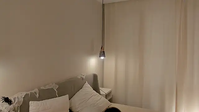 Snapshot of AiFusch chatting on October 2025 08:48:01 AM AiFusch online show from October 2025 08:48:01 AM