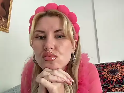 Snapshot of Ilymaris chatting on February 2026 12:42:02 PM Ilymaris online show from February 2026 12:42:02 PM