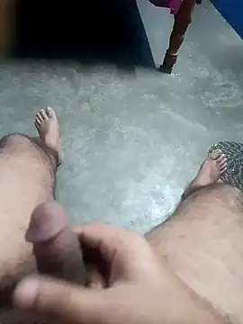 TrainedBend28 online show from March 2026 06:35:02 PM