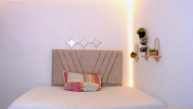 zara cute online show from May 2026 12:21:01 PM