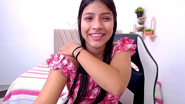 zara cute online show from May 2026 12:12:02 PM
