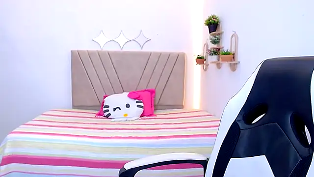 zara cute online show from May 2026 12:11:02 PM