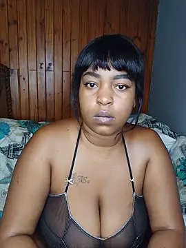 Snapshot of ZuriVixen chatting on June 2026 04:28:02 PM ZuriVixen online show from June 2026 04:28:02 PM