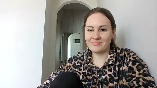 MeadowEyes online show from April 2026 09:51:02 AM