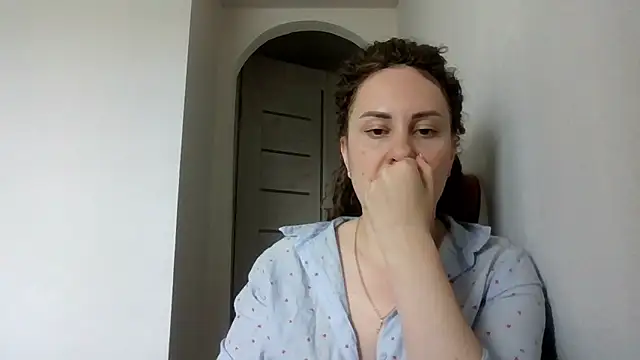 MeadowEyes online show from May 2026 01:06:01 PM