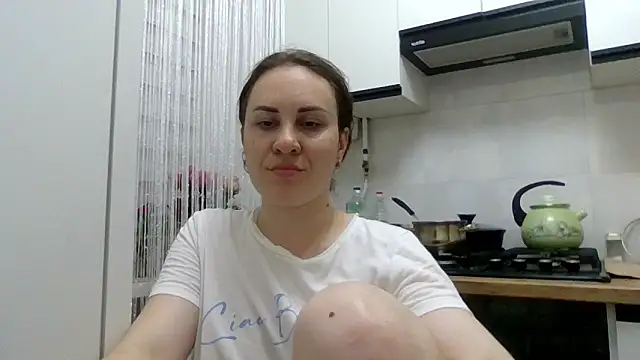MeadowEyes online show from June 2026 09:20:01 PM