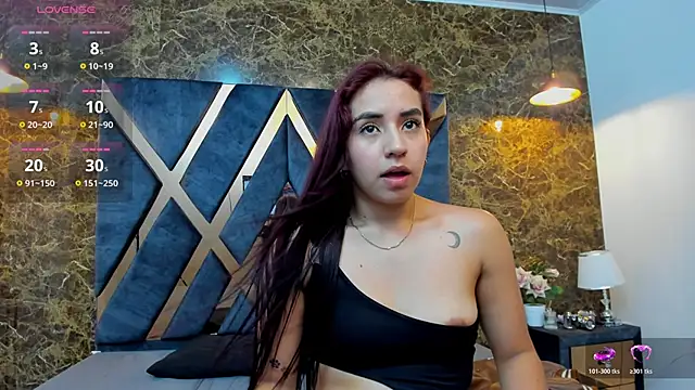 Vittoria Conti  online show from April 2026 05:17:01 PM