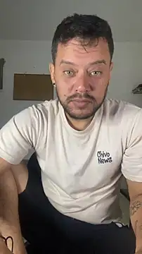 Snapshot of thepicis chatting on November 2025 12:21:02 AM thepicis online show from November 2025 12:21:02 AM