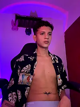 tylernova online show from October 2025 03:29:02 AM