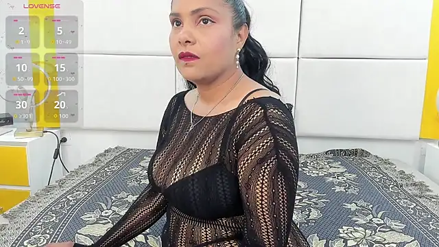 Snapshot of Barbbara_sweett chatting on May 2026 01:07:01 PM Barbbara sweett online show from May 2026 01:07:01 PM