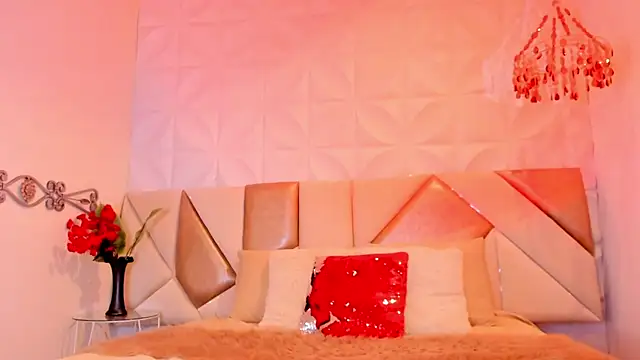 mia lure online show from October 2025 07:47:02 PM