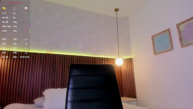 Foxy Kylie online show from December 2025 08:04:01 PM