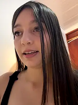   Lorelain   online show from November 2025 09:49:02 PM