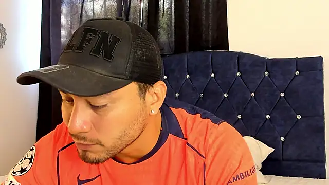 LoganRyder online show from November 2025 12:16:01 PM