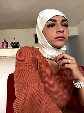 Snapshot of CelestSkyy chatting on October 2025 07:58:01 PM CelestSkyy online show from October 2025 07:58:01 PM