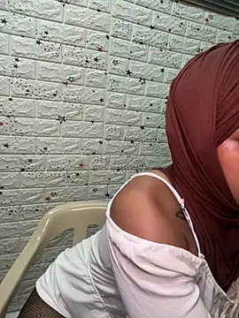 Snapshot of CelestSkyy chatting on November 2025 08:30:02 PM CelestSkyy online show from November 2025 08:30:02 PM