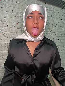 Snapshot of CelestSkyy chatting on November 2025 03:15:01 AM CelestSkyy online show from November 2025 03:15:01 AM