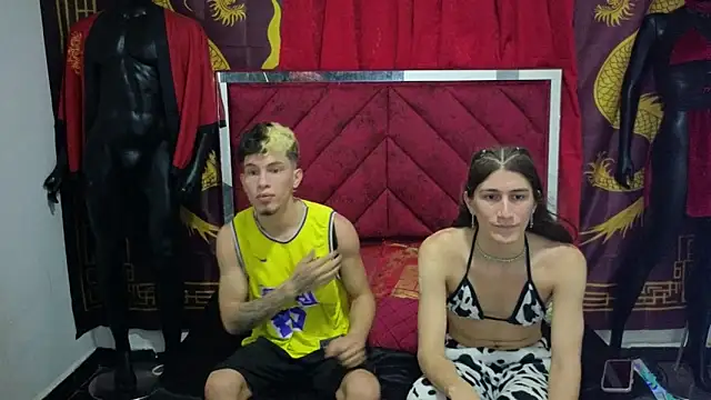 Snapshot of Pride_couple chatting on October 2025 11:35:01 PM Pride couple online show from October 2025 11:35:01 PM