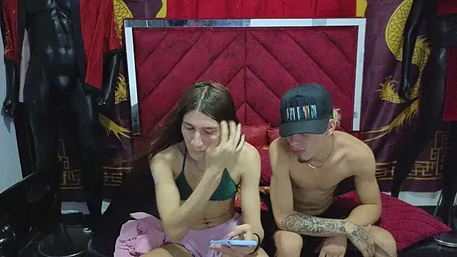 Snapshot of Pride_couple chatting on October 2025 11:27:02 PM Pride couple online show from October 2025 11:27:02 PM