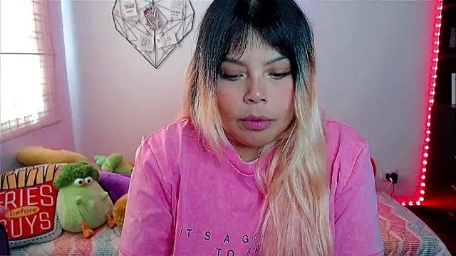 EllieMoonX online show from February 2026 08:15:01 PM