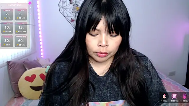 EllieMoonX online show from June 2026 10:36:02 PM