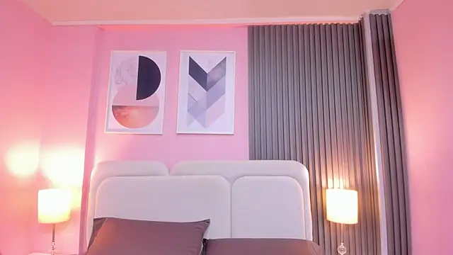 Snapshot of luly_dreams chatting on October 2025 04:59:01 AM luly dreams online show from October 2025 04:59:01 AM