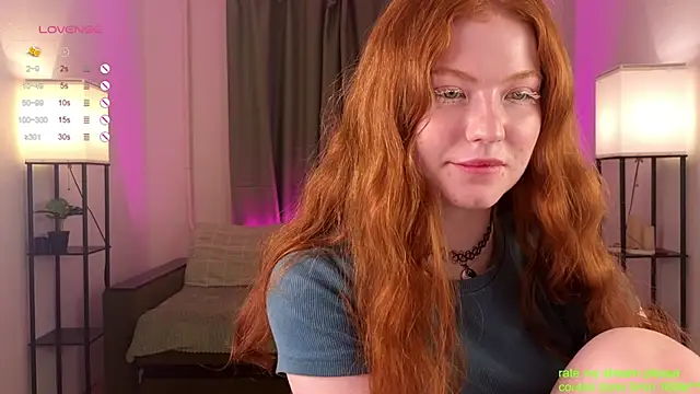 GingerCute online show from November 2025 05:01:02 PM