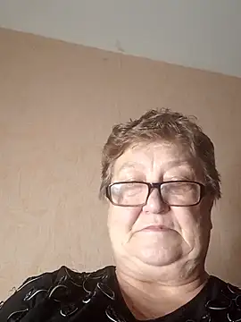 Katherine735 online show from December 2025 04:34:01 PM