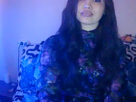 Snapshot of Hoyloria chatting on February 2026 11:14:01 PM Hoyloria online show from February 2026 11:14:01 PM