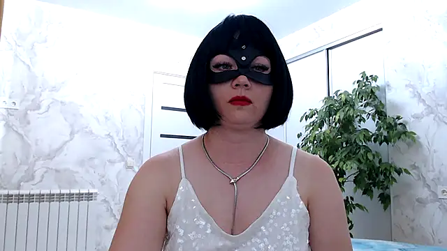 Julia your Sweet online show from July 2026 02:30:01 PM