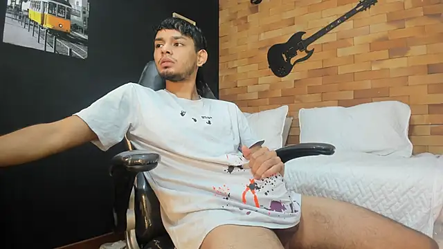 Snapshot of Kail_nil chatting on December 2025 09:12:02 PM Kail nil online show from December 2025 09:12:02 PM