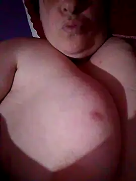 DankNewcomer online show from November 2025 12:27:02 PM