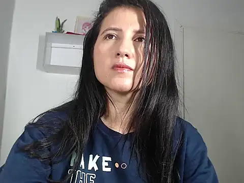 Snapshot of Renata_Rivas chatting on November 2025 05:19:02 AM Renata Rivas online show from November 2025 05:19:02 AM