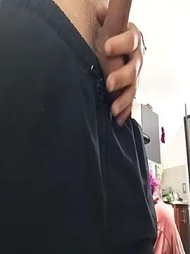 Snapshot of Cev_Am99 chatting on November 2025 06:57:01 AM Cev Am99 online show from November 2025 06:57:01 AM