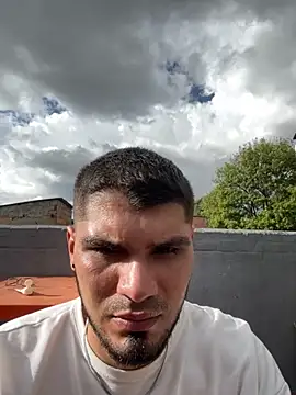 Snapshot of mirallesandbig chatting on October 2025 08:48:02 PM mirallesandbig online show from October 2025 08:48:02 PM