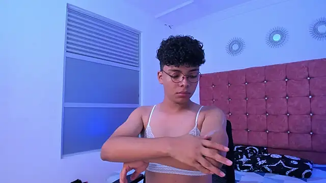 DirtyMike69  online show from October 2025 12:38:02 AM