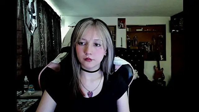 Maki Zein  online show from January 2026 09:17:02 PM