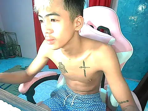 Snapshot of boy_raphael chatting on February 2026 01:59:02 AM boy raphael online show from February 2026 01:59:02 AM