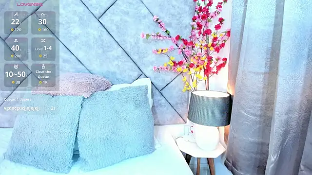  naylaa  online show from April 2026 02:47:01 AM