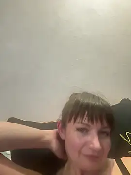 Butterfly8385 online show from June 2026 08:04:01 PM