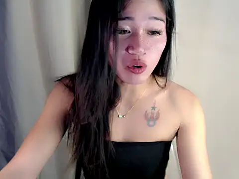 Snapshot of Sephine_2121 chatting on October 2025 12:33:01 PM Sephine 2121 online show from October 2025 12:33:01 PM