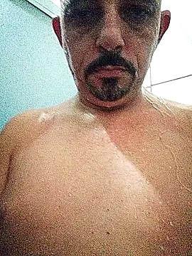 Snapshot of MORENORC79 chatting on April 2026 05:54:01 PM MORENORC79 online show from April 2026 05:54:01 PM