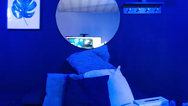 Snapshot of TamaraaRoss_ chatting on October 2025 07:14:02 PM TamaraaRoss online show from October 2025 07:14:02 PM