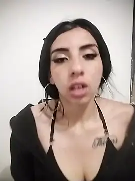 Miha sophia online show from November 2025 07:17:01 AM