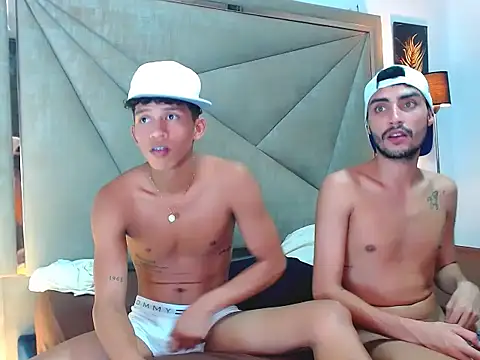 Owen valentin online show from October 2025 03:29:01 AM