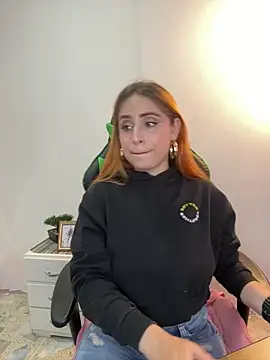 Adeline 1 online show from October 2025 07:35:02 PM