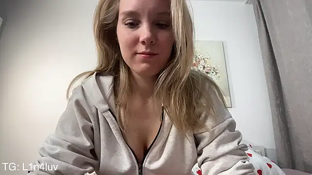 AIicaparkerc online show from February 2026 04:24:02 PM