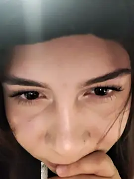 sophia salazar18 online show from November 2025 08:33:02 PM