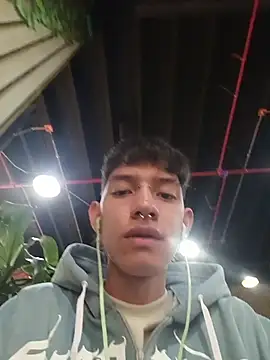 heyy noah11 online show from November 2025 07:52:02 PM